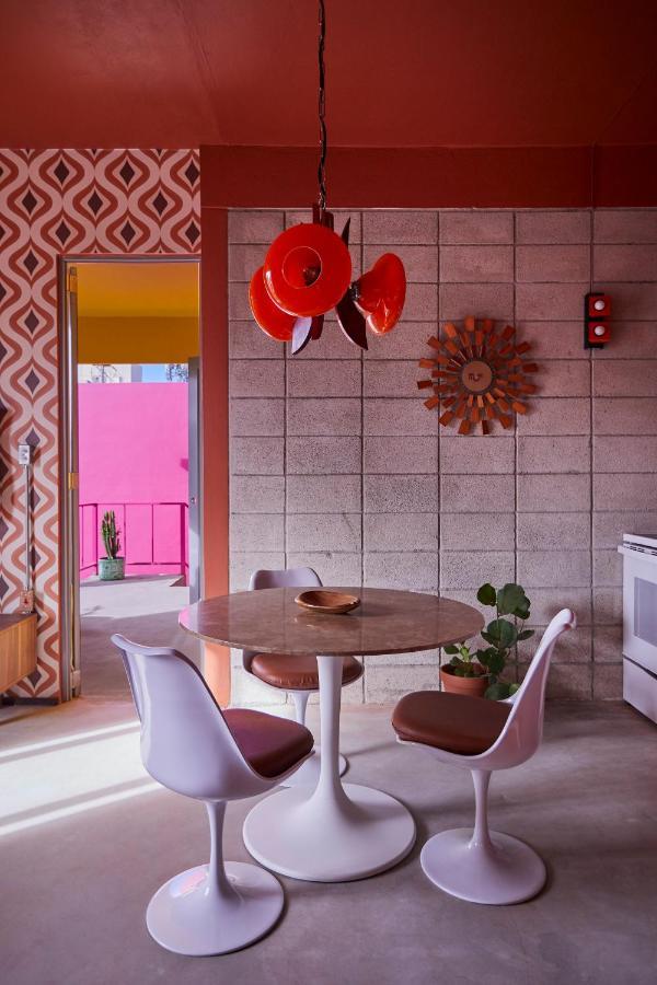 Mood Haus By Dw - 70'S Retro Stays Σαν Χουάν Εξωτερικό φωτογραφία